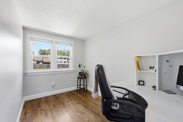 303 College St, Chicopee, MA 01020