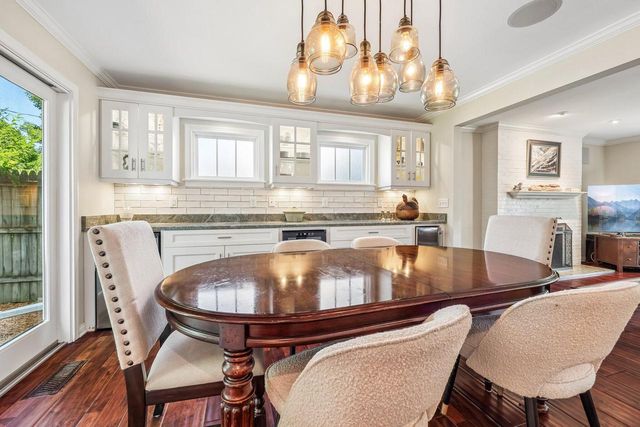 5109 N Woodburn STREET, Whitefish Bay, WI 53217
