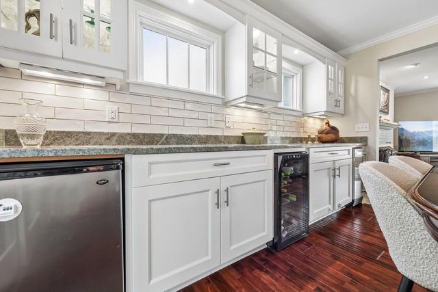 5109 N Woodburn STREET, Whitefish Bay, WI 53217