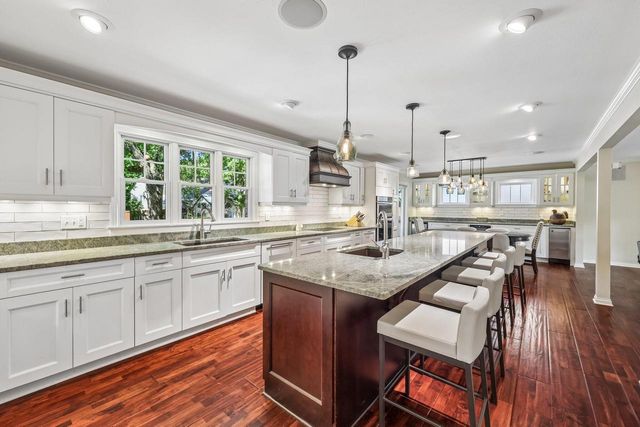 5109 N Woodburn STREET, Whitefish Bay, WI 53217