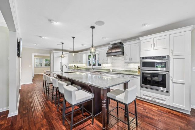 5109 N Woodburn STREET, Whitefish Bay, WI 53217