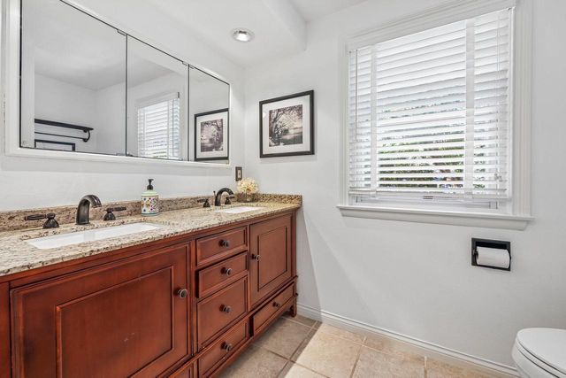 5109 N Woodburn STREET, Whitefish Bay, WI 53217