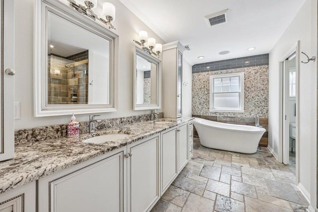 5109 N Woodburn STREET, Whitefish Bay, WI 53217