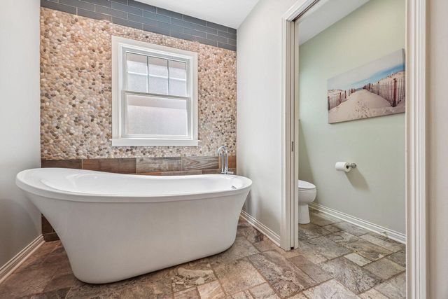 5109 N Woodburn STREET, Whitefish Bay, WI 53217