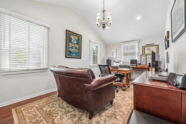 5109 N Woodburn STREET, Whitefish Bay, WI 53217