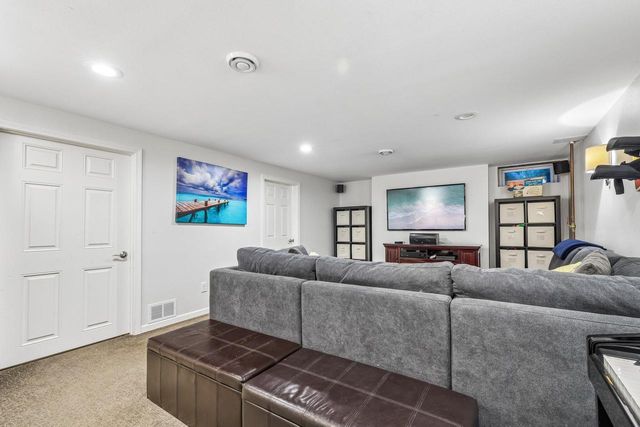5109 N Woodburn STREET, Whitefish Bay, WI 53217