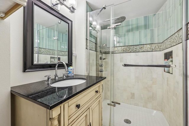 5109 N Woodburn STREET, Whitefish Bay, WI 53217