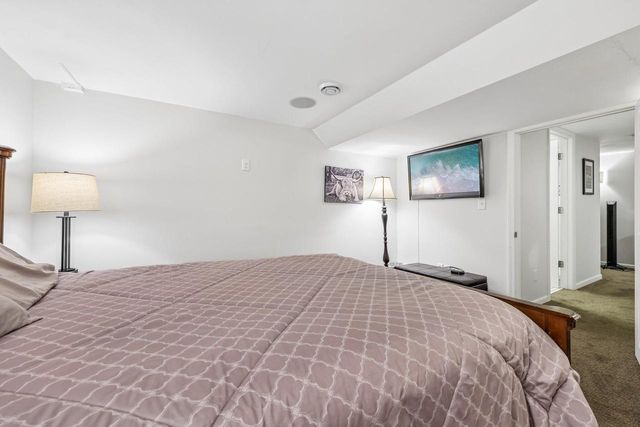 5109 N Woodburn STREET, Whitefish Bay, WI 53217