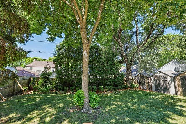 5109 N Woodburn STREET, Whitefish Bay, WI 53217