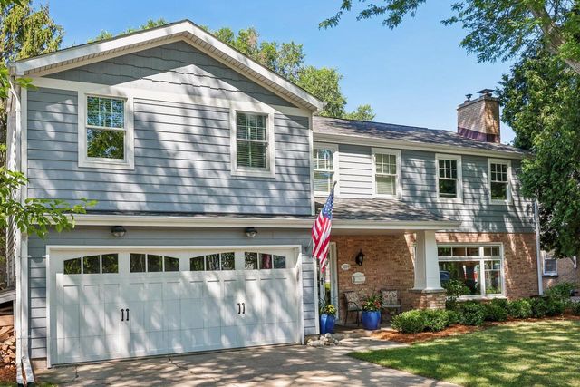 5109 N Woodburn STREET, Whitefish Bay, WI 53217