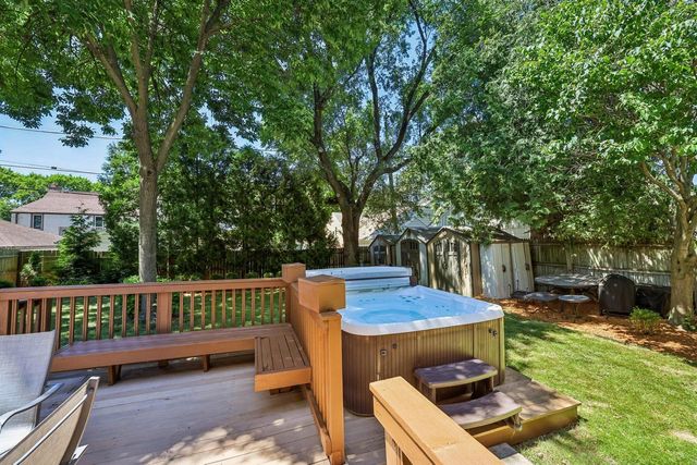 5109 N Woodburn STREET, Whitefish Bay, WI 53217