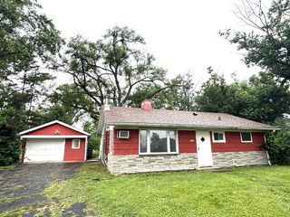1320 S Wayside Drive, Villa Park, IL 60181