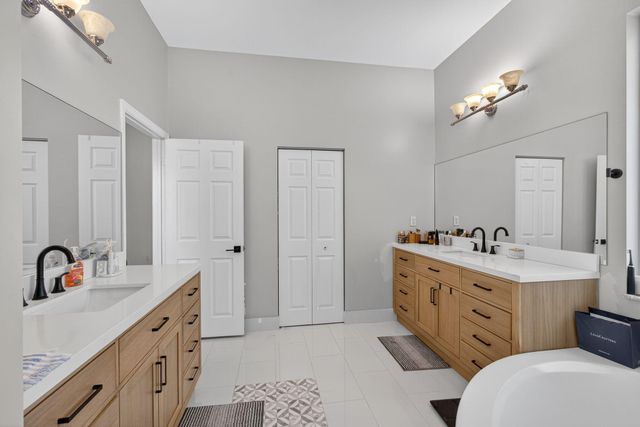 2035 Reston Circle, Royal Palm Beach, FL 33411