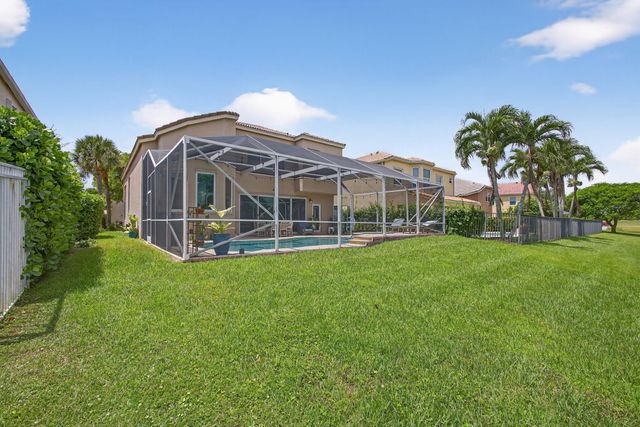 2035 Reston Circle, Royal Palm Beach, FL 33411