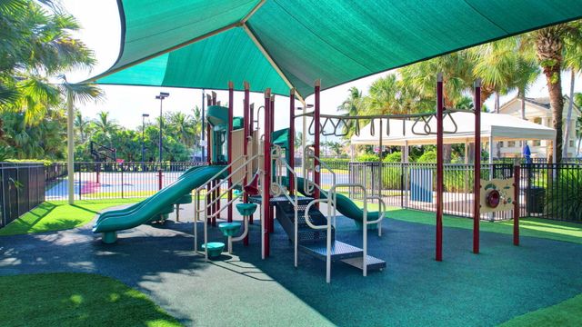 2035 Reston Circle, Royal Palm Beach, FL 33411