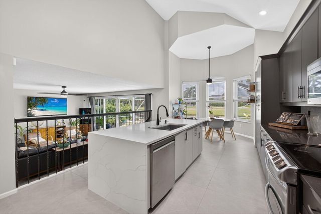 2035 Reston Circle, Royal Palm Beach, FL 33411