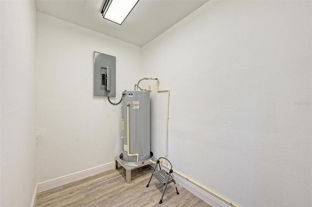 6703 N 30TH STREET, Tampa, FL 33610