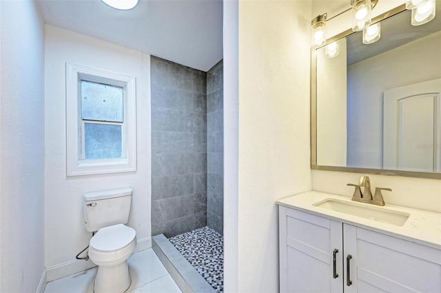 6703 N 30TH STREET, Tampa, FL 33610