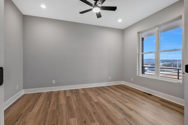 125 Scenic Ln, Hartsville, TN 37074