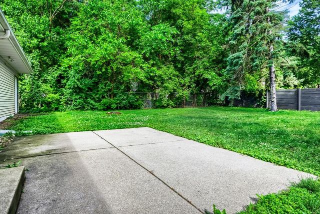 14810 Gleason Lake Drive, Plymouth, MN 55447