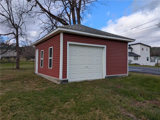 15 Church Street, Oneonta, NY 13861