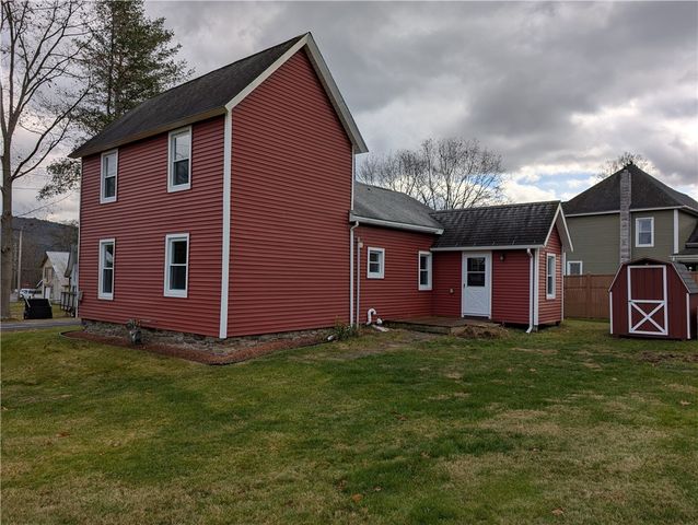 15 Church Street, Oneonta, NY 13861