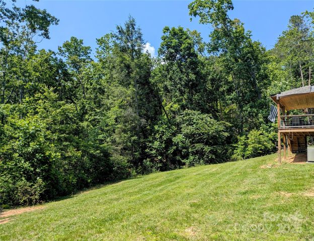 201 Smoky Mountain Drive, Marion, NC 28752