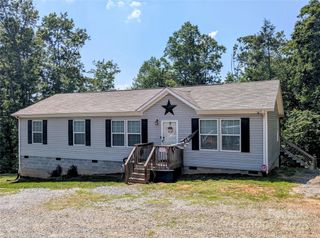 201 Smoky Mountain Drive, Marion, NC 28752
