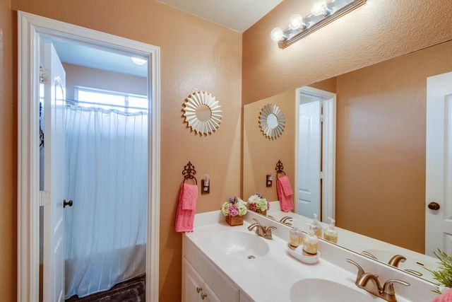 1224 Willowbrook DR, Cedar Park, TX 78613