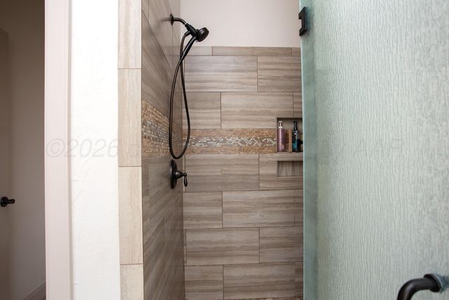 8403 SHADYWOOD Drive, Amarillo, TX 79119