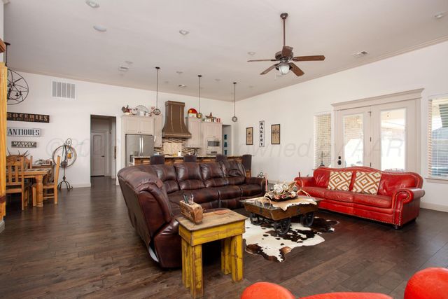 8403 SHADYWOOD Drive, Amarillo, TX 79119