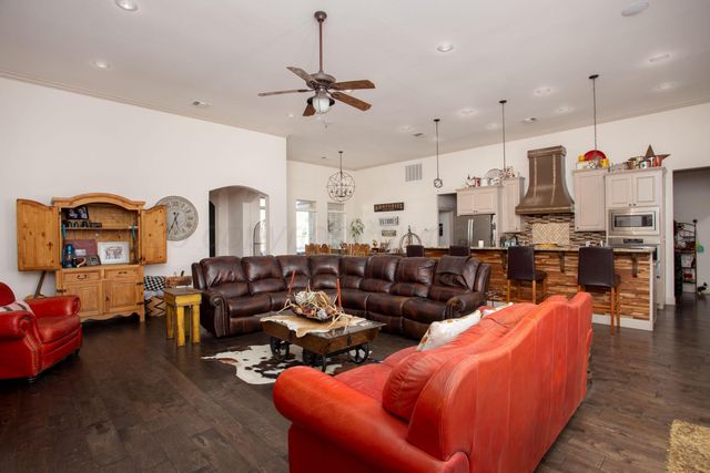 8403 SHADYWOOD Drive, Amarillo, TX 79119