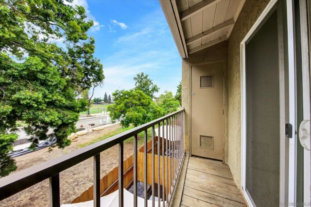 4777 Seminole Dr 119, San Diego, CA 92115