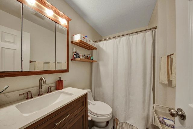 4777 Seminole Dr 119, San Diego, CA 92115