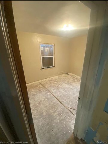 19436 Lindsay Street, Detroit, MI 48235