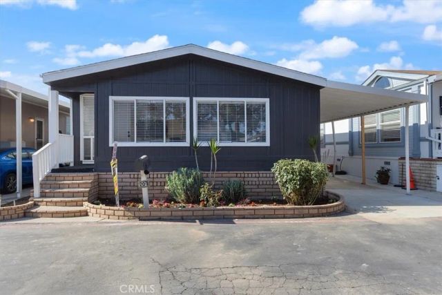 201 Road Runner, Fountain Valley, CA 92708
