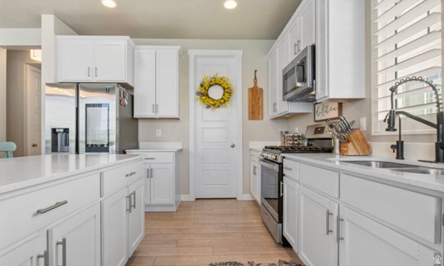 1295 E GRANITE PEAK RD, Eagle Mountain, UT 84005