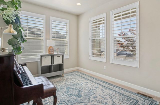 1295 E GRANITE PEAK RD, Eagle Mountain, UT 84005