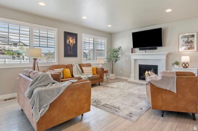 1295 E GRANITE PEAK RD, Eagle Mountain, UT 84005