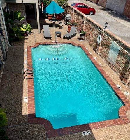606 Marshall Street B36, Houston, TX 77006
