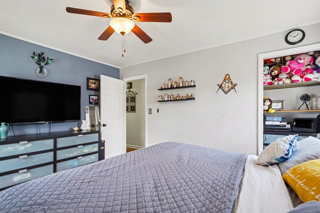 1607 McDermott St., Conway, SC 29526