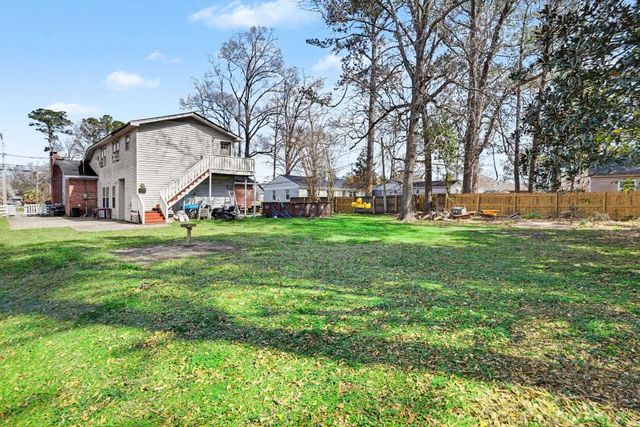 1607 McDermott St., Conway, SC 29526