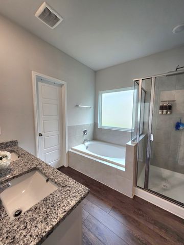 9824 Dynamics Drive, Fort Worth, TX 76131