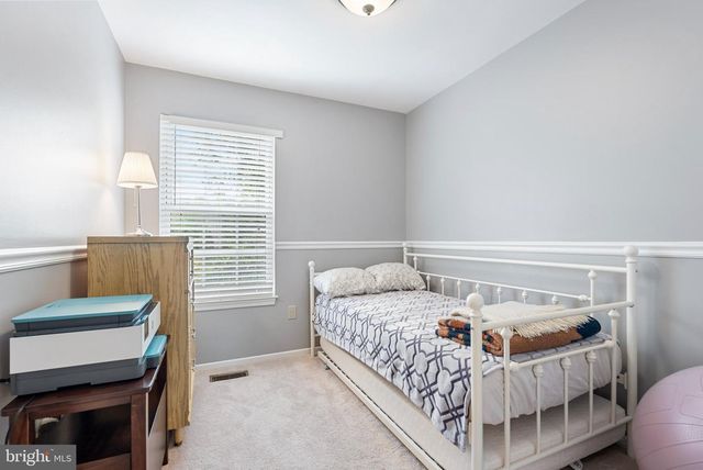 8 KATHSWAY CT, Baltimore, MD 21234