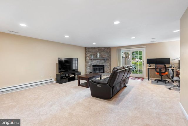 8 KATHSWAY CT, Baltimore, MD 21234