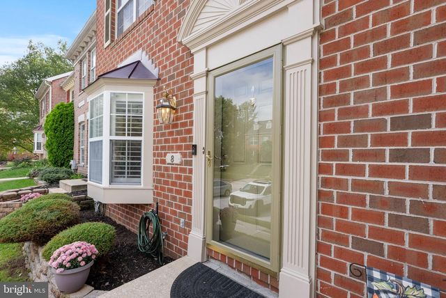 8 KATHSWAY CT, Baltimore, MD 21234