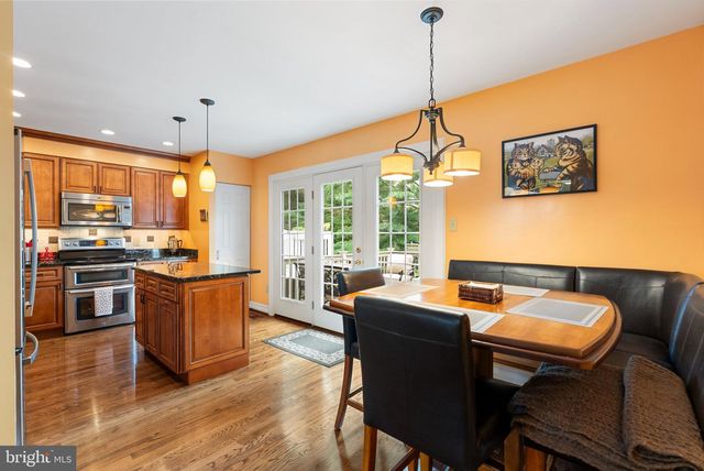 8 KATHSWAY CT, Baltimore, MD 21234
