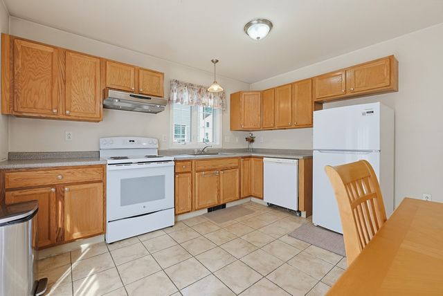 474 Plantation St, Worcester, MA 01605