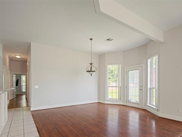 10513 S Santa Fe Avenue, Oklahoma City, OK 73170