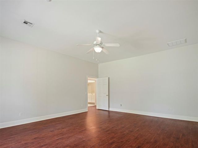 10513 S Santa Fe Avenue, Oklahoma City, OK 73170
